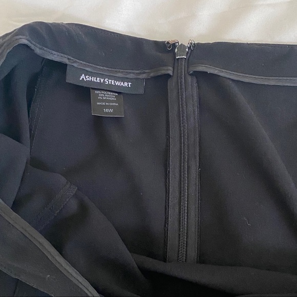 Black midway skirt - Picture 2 of 2